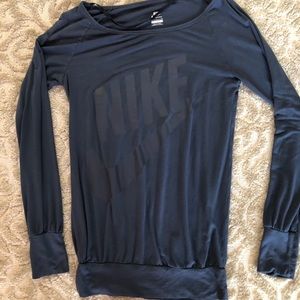 Nike long sleeve🖤